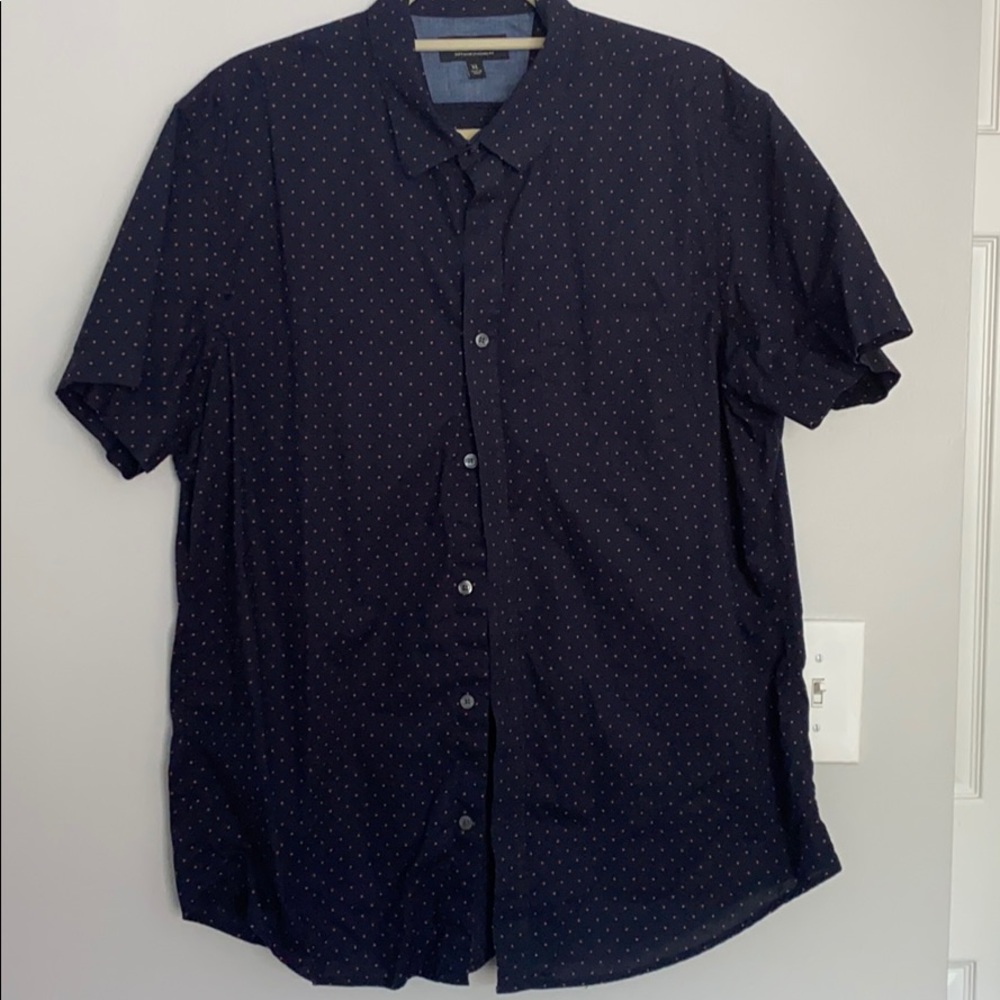 Banana Republic Short Sleeve Pin Dot Shirt